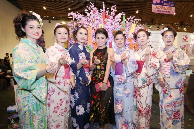 Nguyet Anh 2.jpg Nguyet Anh 2.jpg